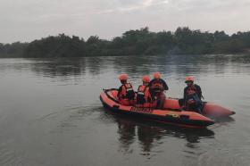 Pencarian Warga Bandung Tenggelam di Sungai Kampar Diperluas Hingga Radius 3 Km