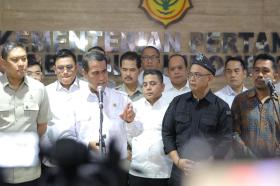 POPSI Kritik Langkah Amran Sulaiman Laporkan 300 Pabrik Sawit ke Kapolri 