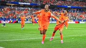 Belanda Terpukul di Menit Akhir, Jepang Curi Poin Lewat Drama 2-2