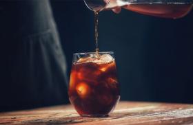 Panduan Membuat Cold Brew yang Halus, Segar, dan Minim Rasa Pahit