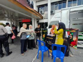 BRK Syariah Cabang Utama Pekanbaru Perluas Edukasi Gadai Emas di Lingkungan Samsat Kota