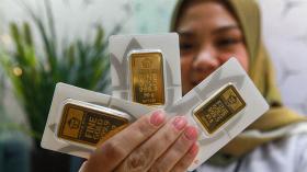 Harga Emas Antam Turun Lagi, Buyback Ambles, Pengamat Prediksi Masih Bergerak Fluktuatif