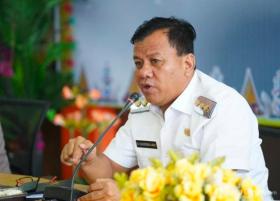 KPK Ultimatum Bupati Suhardiman Amby dan Sekda Kuansing Segera Serahkan Diri! 