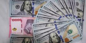 Rupiah Melemah ke Rp17.907 per Dolar AS Dipicu Sentimen Global