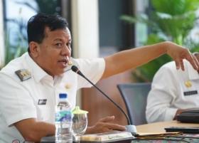 Sempat Dicari KPK, Bupati Kuansing Akhirnya Muncul dan Tiba di Gedung Merah Putih