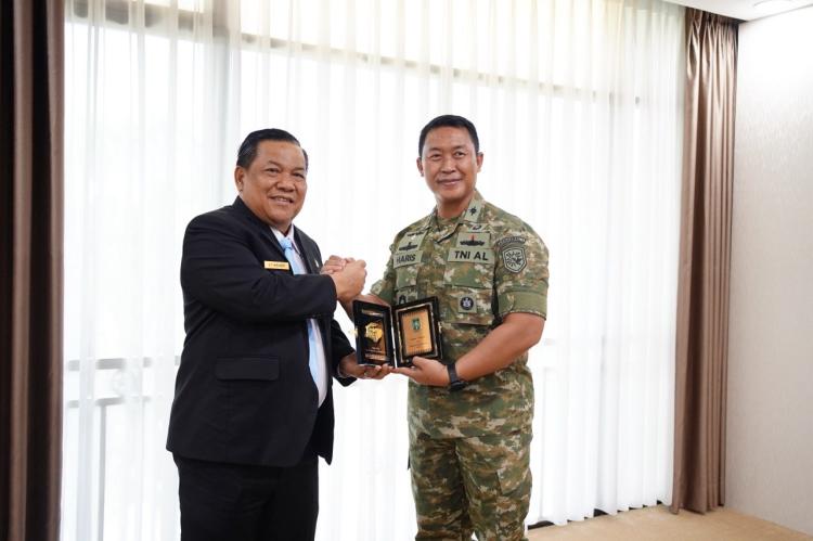 Pamitan Jelang Pendidikan, Danlanal Dumai Terima Apresiasi dari Pemprov Riau