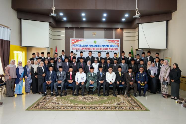 Reshuffle Pemkab Kepulauan Meranti, Bupati Asmar Rotasi 38 Pejabat Eselon III dan IV untuk Perkuat Kinerja OPD