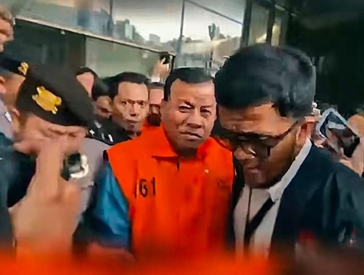 Ironi Kuansing, Pengganti Bupati Kena OTT Kini Menyusul Masuk Jerat KPK