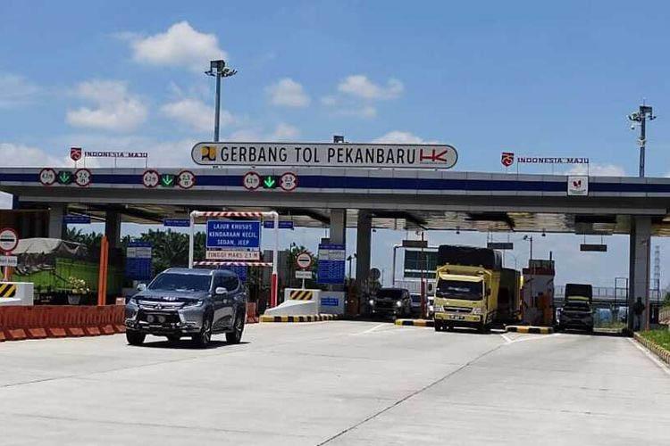 Lahan Kosong Tol Riau Bakal Jadi Ladang Panel Surya Raksasa