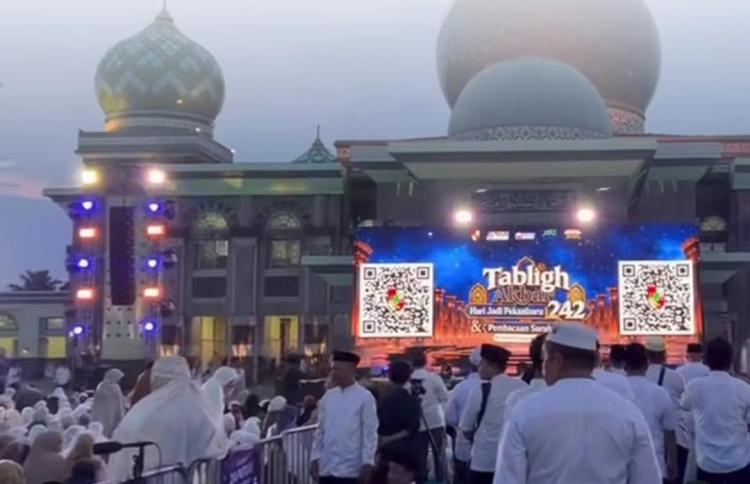 9.184 ASN Padati Masjid Agung An Nur, Pekanbaru Cetak Rekor MURI di Puncak HUT ke-242