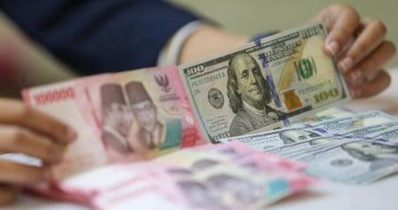 Meski Dunia Berguncang, Rupiah Menguat Berkat S&P Global Rating 