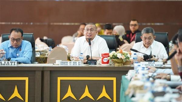 Proyek Tol Rp29 Triliun Hampir Macet Total, Ini Solusi Andre Rosiade