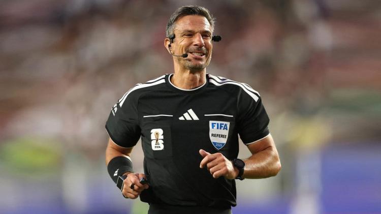 Dari Terjaring Narkoba Hingga Final Piala Dunia: Ini Profil Wasit Argentina vs Spanyol 