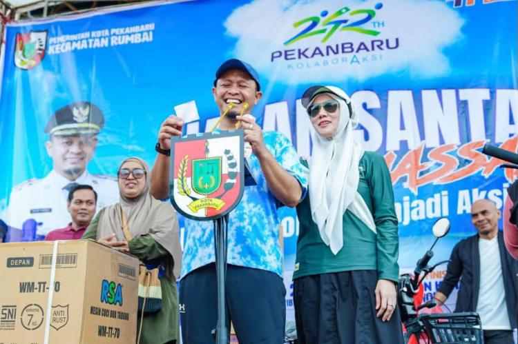 Pemko Pekanbaru Siapkan Penghargaan Kecamatan Terbersih, Wali Kota Minta Pengelolaan Sampah Dievaluasi