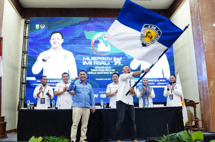 Wako Agung Nugroho Pimpin IMI Riau Masa Bakti 2026-2030