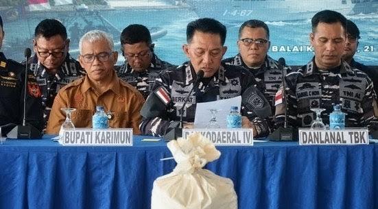 Gagal Selundupkan 1,9 Ton Pasir Timah ke Malaysia, TNI AL Tenggelamkan Speedboat 
