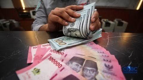 BI Tahan Suku Bunga, Rupiah Berjuang Hadapi Tekanan Minyak Dunia dunia