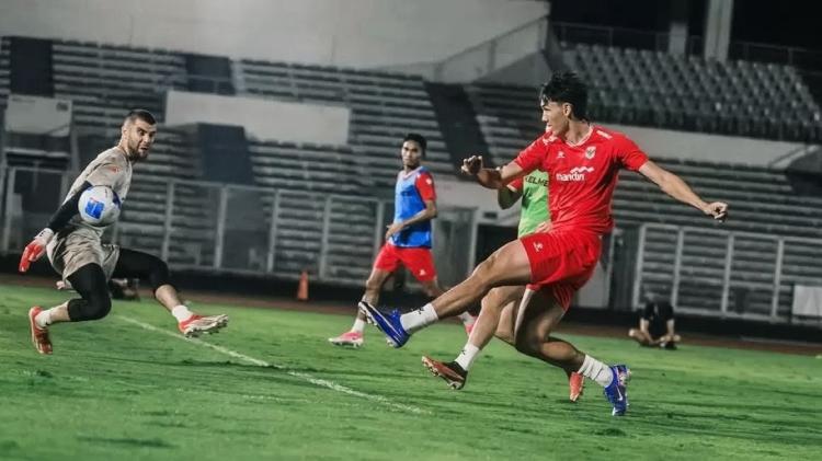 Herdman Temukan Formula Baru, Timnas Indonesia Makin Siap Terkam Kamboja