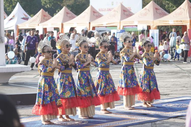 Padukan Budaya dan Karakter Muda, Ratusan Anak Riau Tampil Memukau di HAN 2026