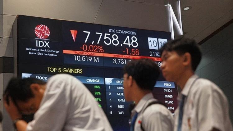 IHSG Tersentak, Mundurnya Perry Warjiyo Bikin Investor Langsung Ubah Arah