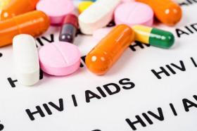 Penanganan HIV Harus Disertai Pengobatan Rutin dan Pendampingan Psikologis