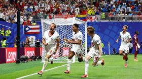 Sempat Tertinggal, Inggris Lolos Dramatis ke 16 Besar Berkat Dua Gol Harry Kane