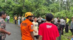 Berusaha Cegah Truk Mundur, Ardan Malah Tewas Terjepit Kolong