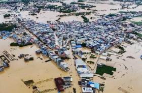 Ngeri! 900 Ular Termasuk Kobra Lepas Saat Banjir Terjang China, Tim Khusus Diterjunkan