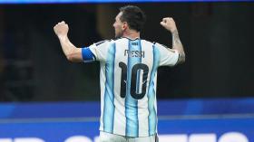 Sempat Mati Gaya, Argentina Hidup Lagi Berkat Keajaiban Messi