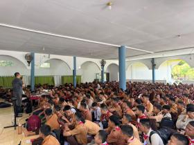 Program RATAKAN Hadir di SMAN 3 Pekanbaru, 400 Pelajar Dibekali Pencegahan Paham IRET
