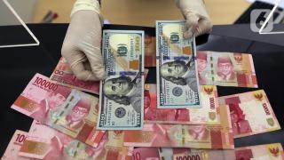 Peringkat Kredit Aman, Rupiah Malah Ambruk Tembus Rp18.109