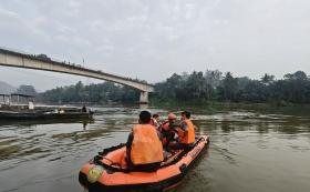 Baru Saja Ukur Baju Lamaran, Rifki Hilang Terseret Sungai Kampar