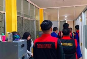 6 Jam Geledah Kantor Dinas Pendidikan Riau, Tim Kejati Angkut 3 Kotak Dokumen Usut Kasus Proyek Rp 9,6 Miliar