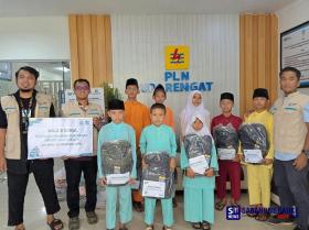 Sambut Tahun Ajaran Baru 2026/2027! YBM PLN UP3 Rengat Salurkan Bantuan Pendidikan untuk 85 Anak Dhuafa